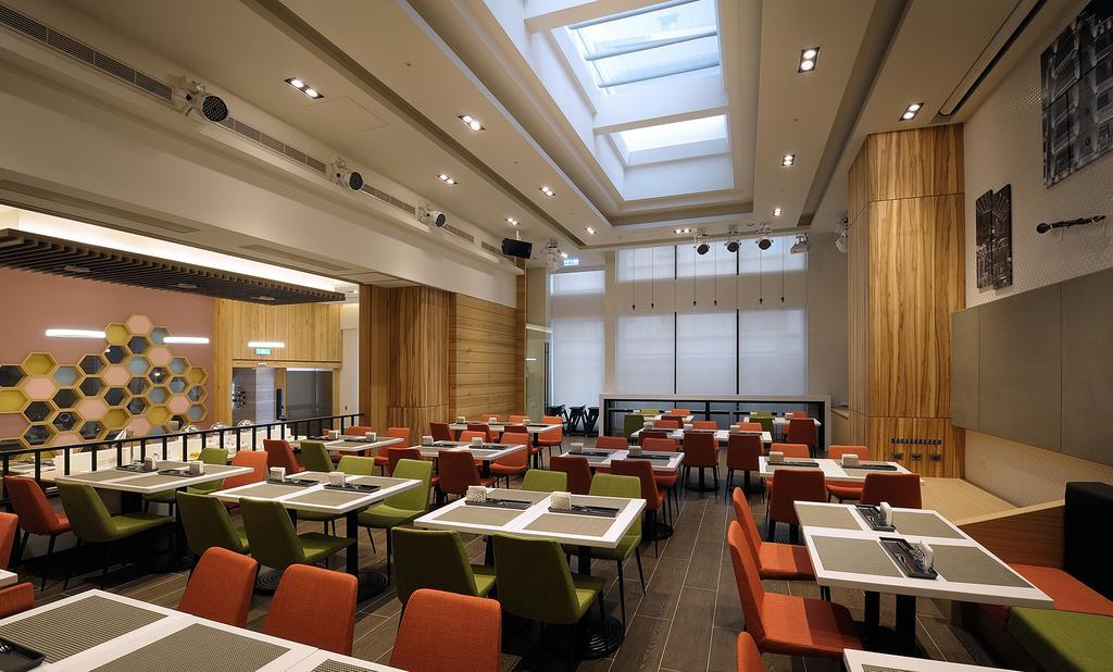 Golden Tulip Glory Fine Hotel Tainan Exterior foto